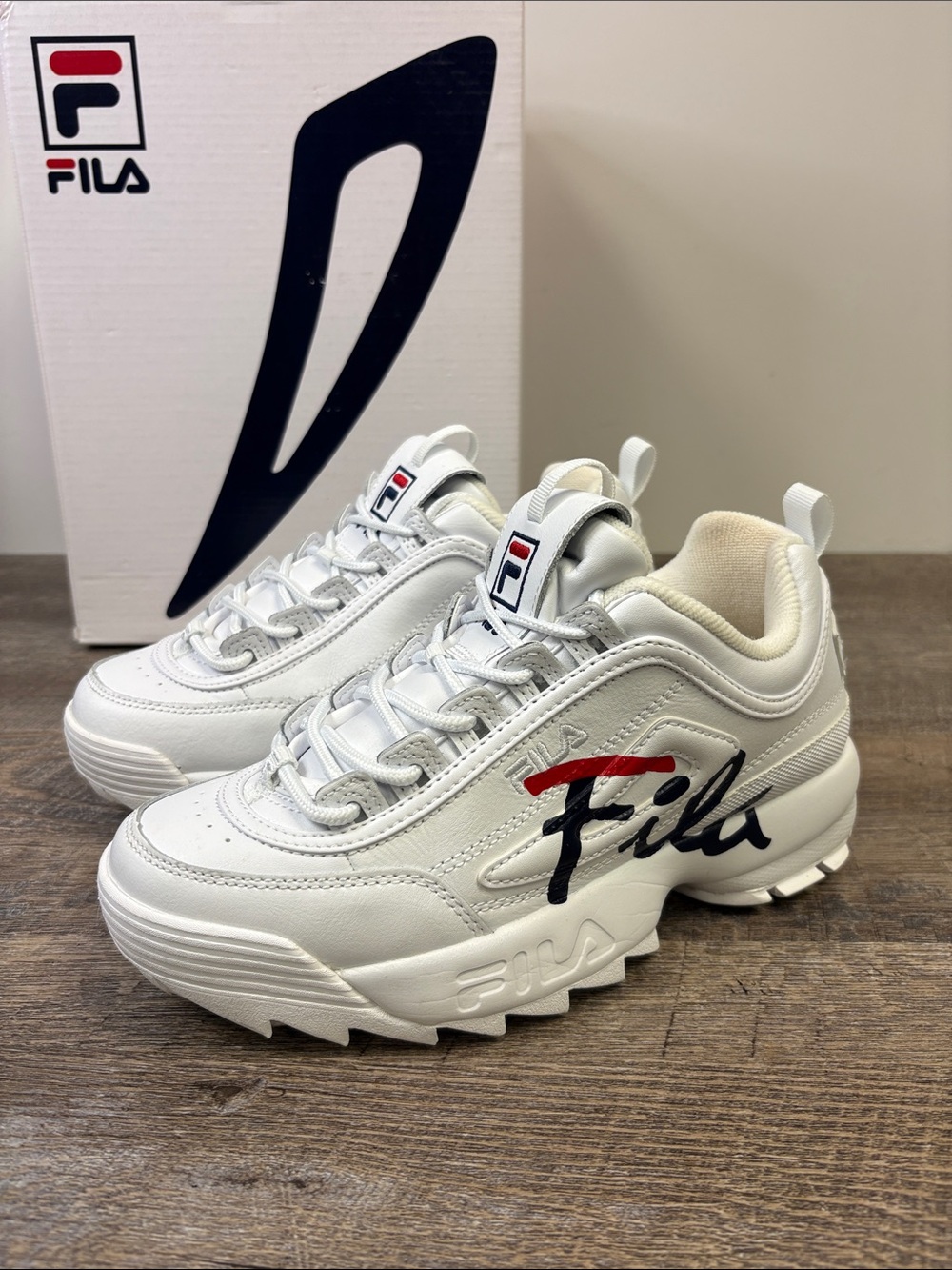 FILA Disruptor II 2 Script Women’s Sneakers White Navy Red Size 7.5